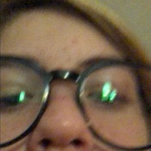 Meet your Posher, Hayley